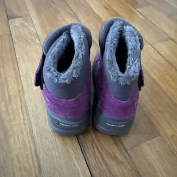 The North Face Kids' Violet and Gray Boots - Picture 5 of 8